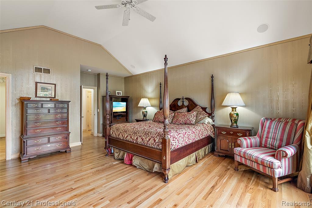 9310 Fairway Trail, Grand Blanc, MI 48439 — Photo 43