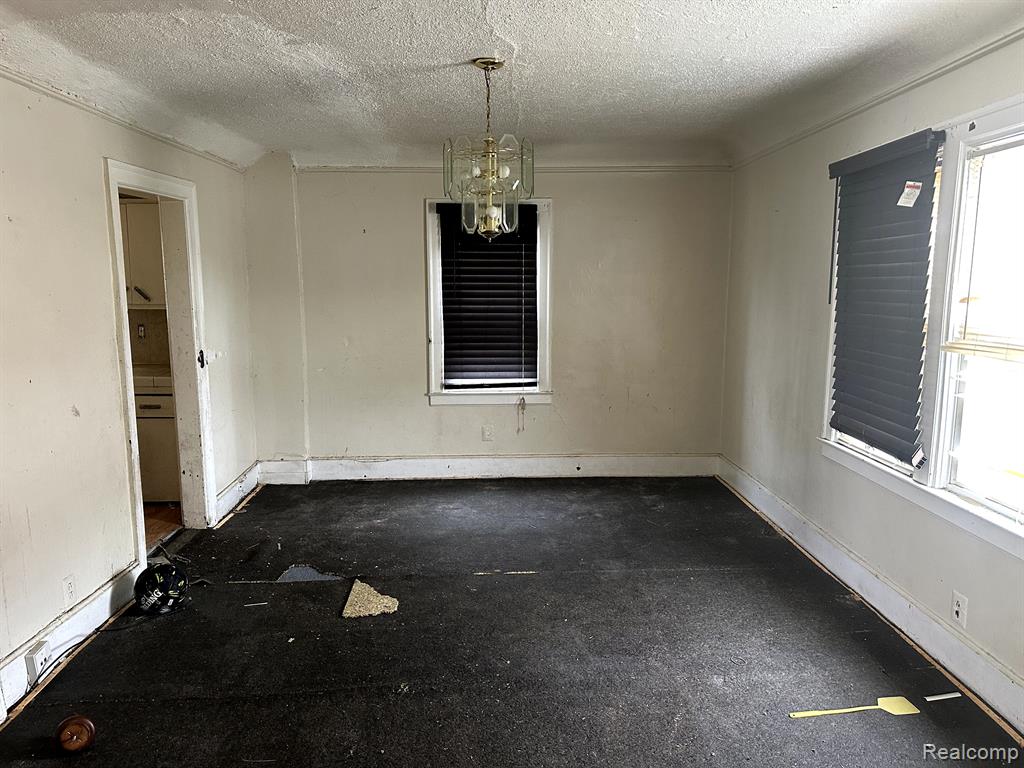 671 W HURON Street, Pontiac, MI 48341 — Photo 4