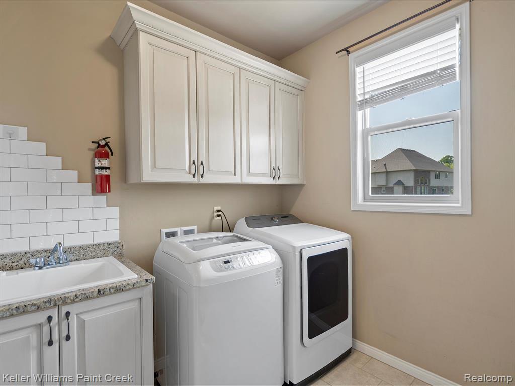 46267 Terrace Drive, Shelby Twp, MI 48317 — Photo 18