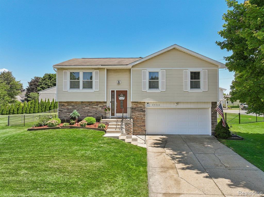 23244 CRANBROOKE Drive, Novi, MI — Photo 34