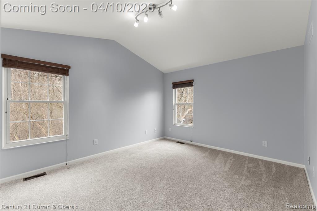 8045 Colonial Lane, Ypsilanti, MI 48198 — Photo 22