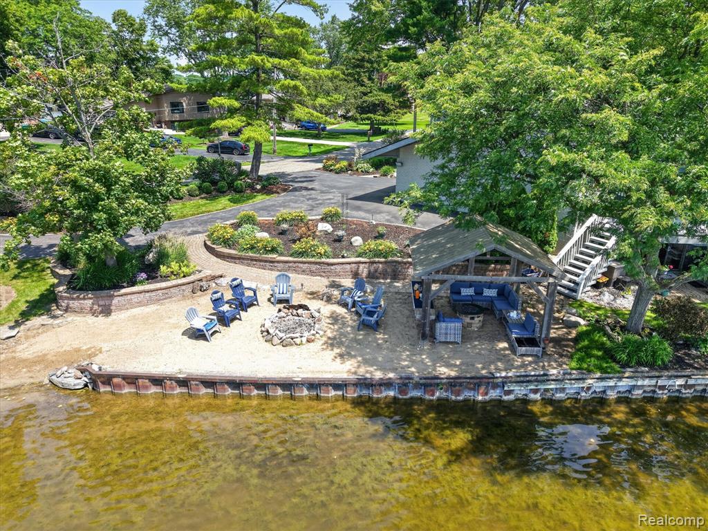 5050 Surfwood Drive, Commerce Twp, MI 48382 — Photo 50