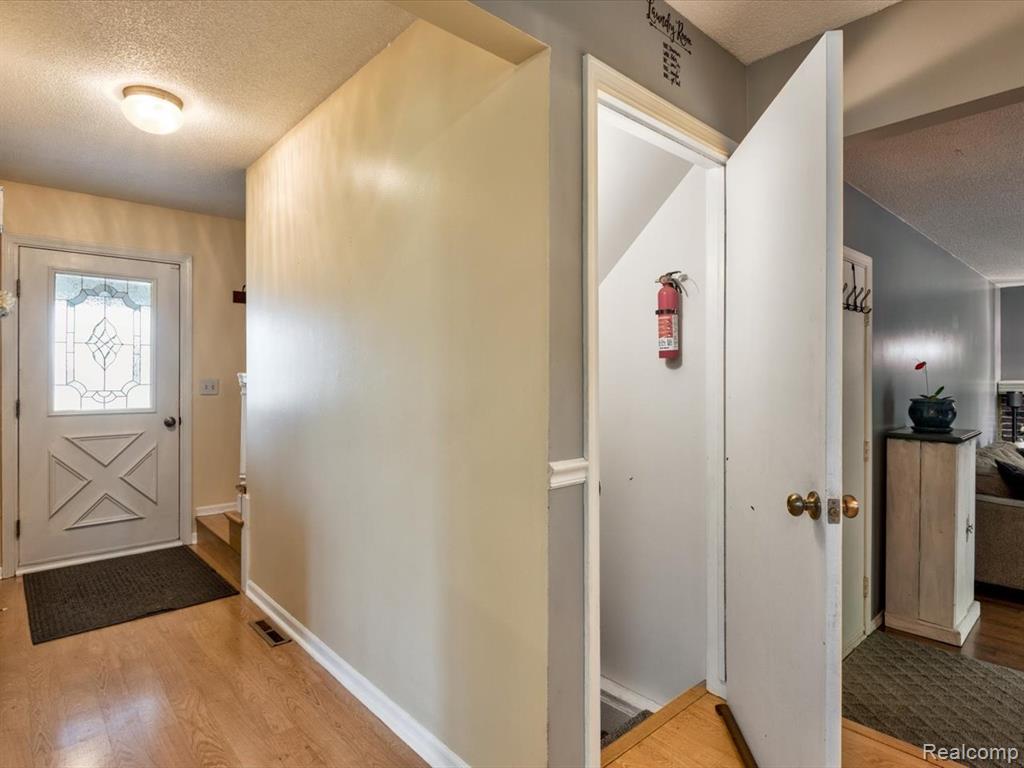 311 Collard Drive, Marysville, MI 48040 — Photo 26