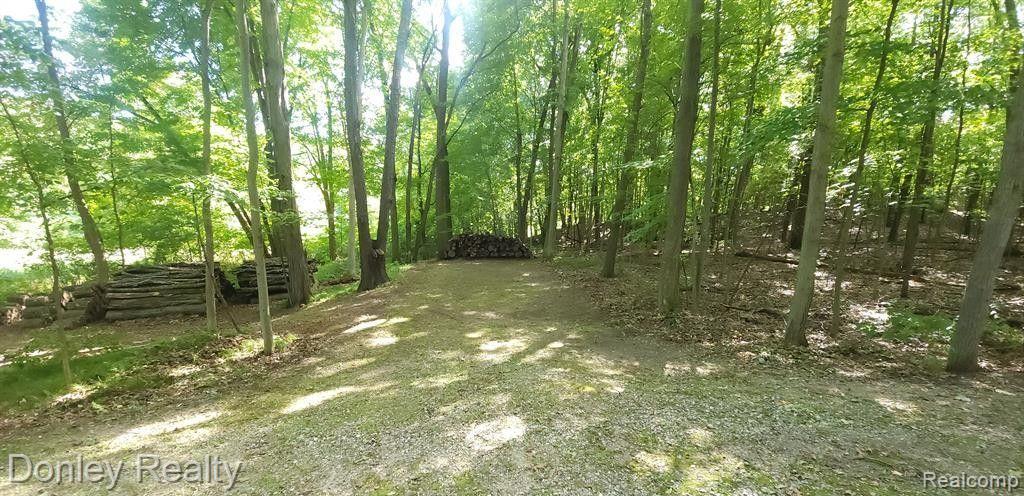 3239 HILLVIEW Drive, Metamora, MI 48455 — Photo 27