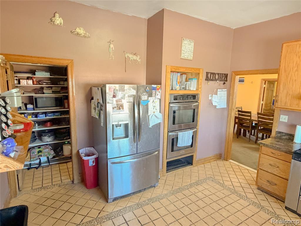 703 Saint John Street, Wyandotte, MI 48192 — Photo 37