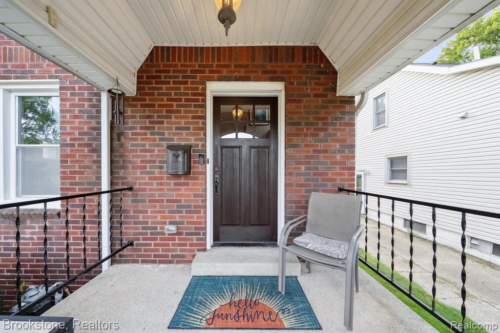 718 Irving Avenue, Royal Oak, MI 48067 — Photo 6