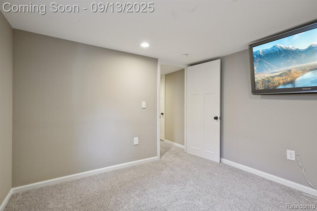 811 Maxwell Avenue, Royal Oak, MI 48067 — Photo 43