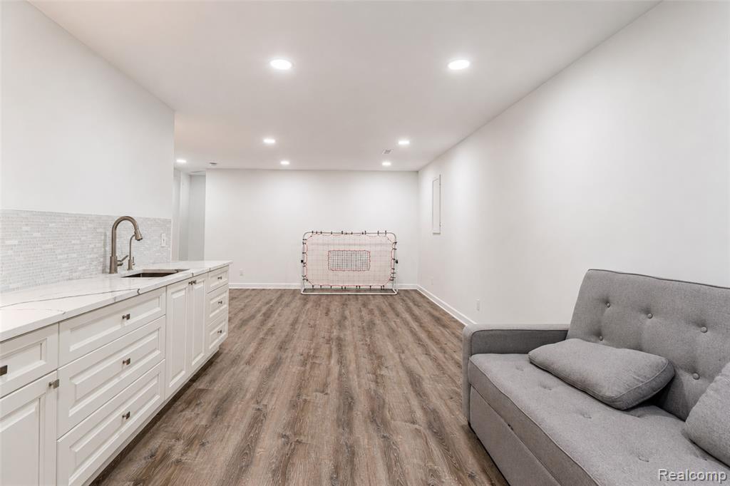 43479 Prospect Lane, Novi, MI — Photo 34