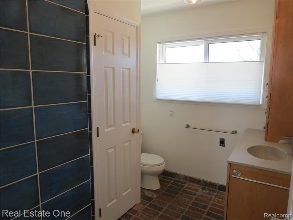 4583 Allen Cove Road, Luna Pier, MI 48157 — Photo 28