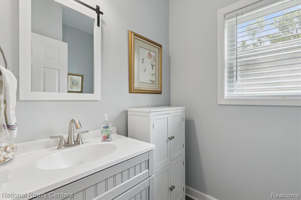 6130 Bullard Road, Fenton, MI 48430 — Photo 15