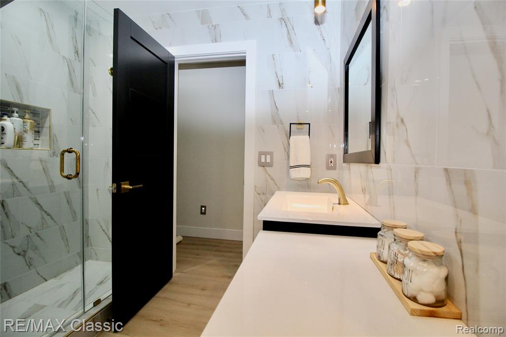 42160 Woodward Avenue, Bloomfield Hills, MI 48304 — Photo 23