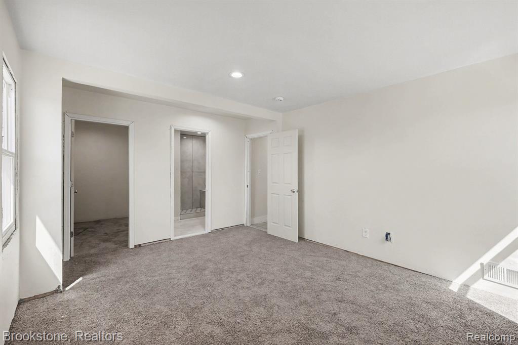 5533 Sheridan Street, Detroit, MI 48213 — Photo 19