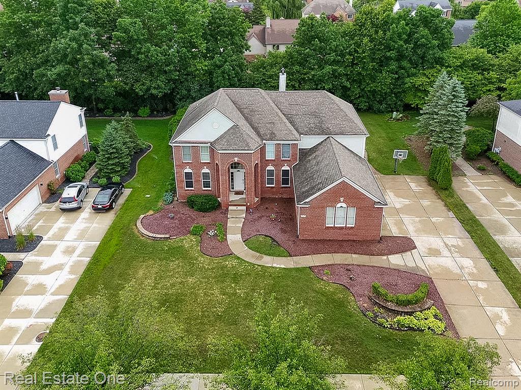 48416 Manhattan Circle, Canton, MI 48188 — Photo 52