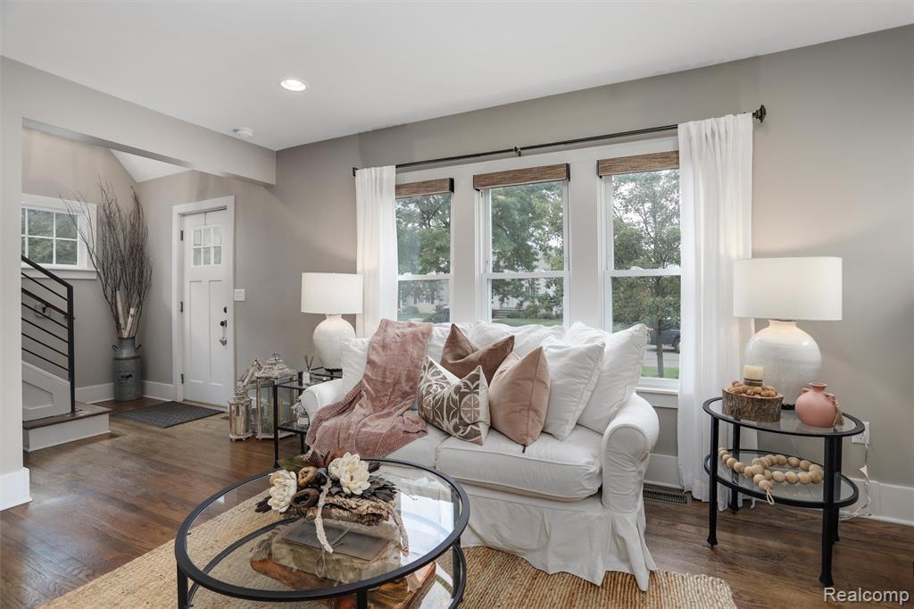 812 N Edison Avenue, Royal Oak, MI 48067 — Photo 7