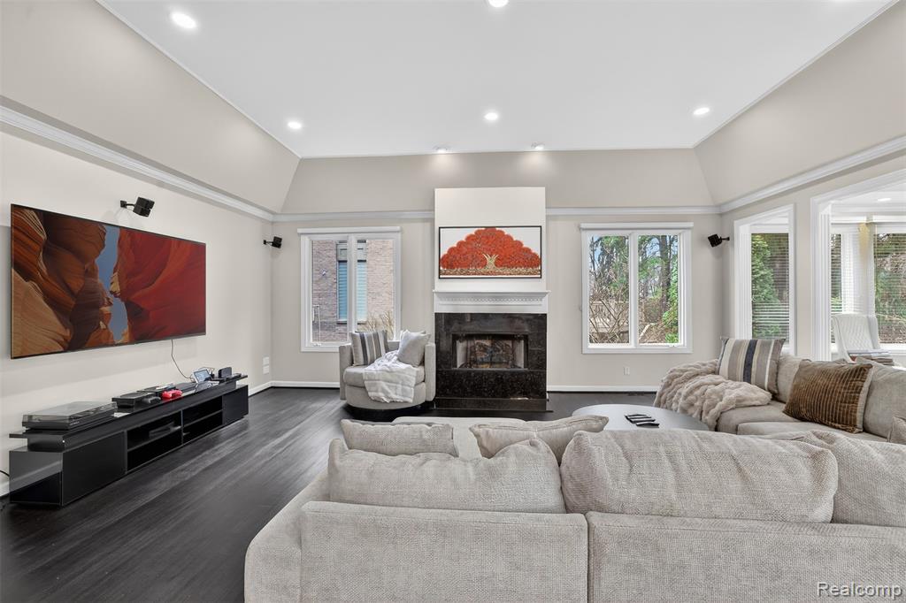 6620 Minnow Pond Drive, West Bloomfield, MI — Photo 14