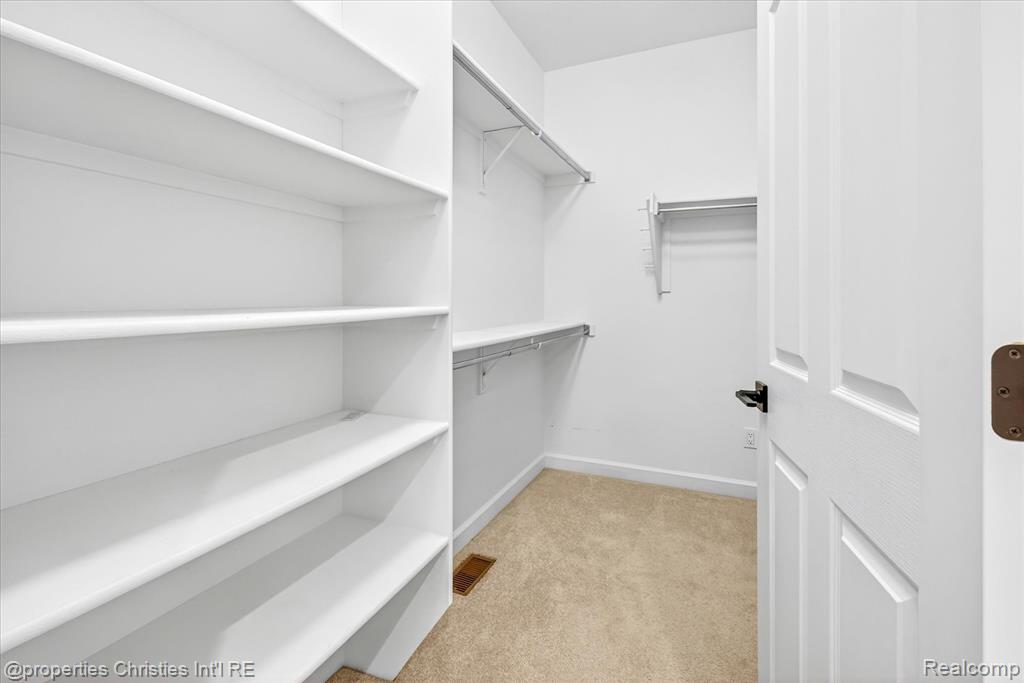 16502 Cypress Court, Northville, MI 48168 — Photo 31