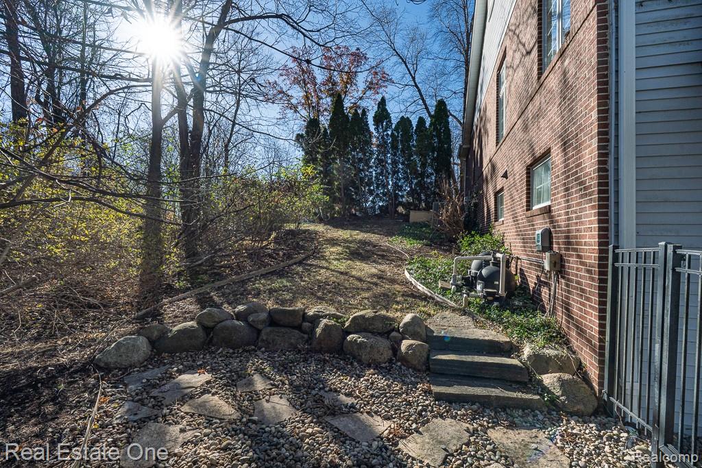 5181 Stonehenge Drive, Rochester, MI 48306 — Photo 52