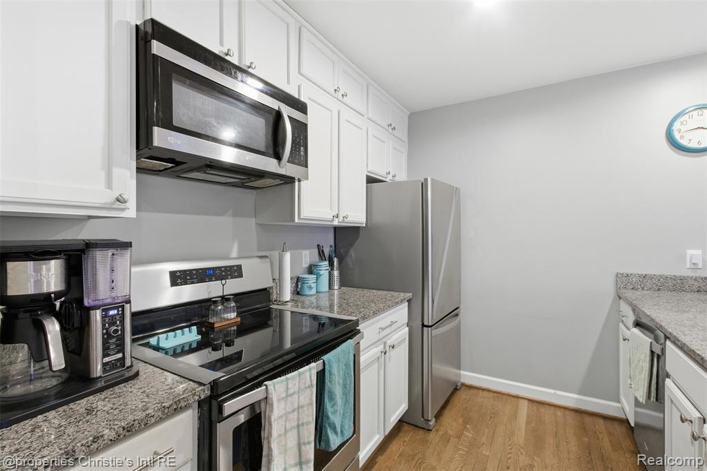 519 E Breckenridge Street, Ferndale, MI 48220 — Photo 5