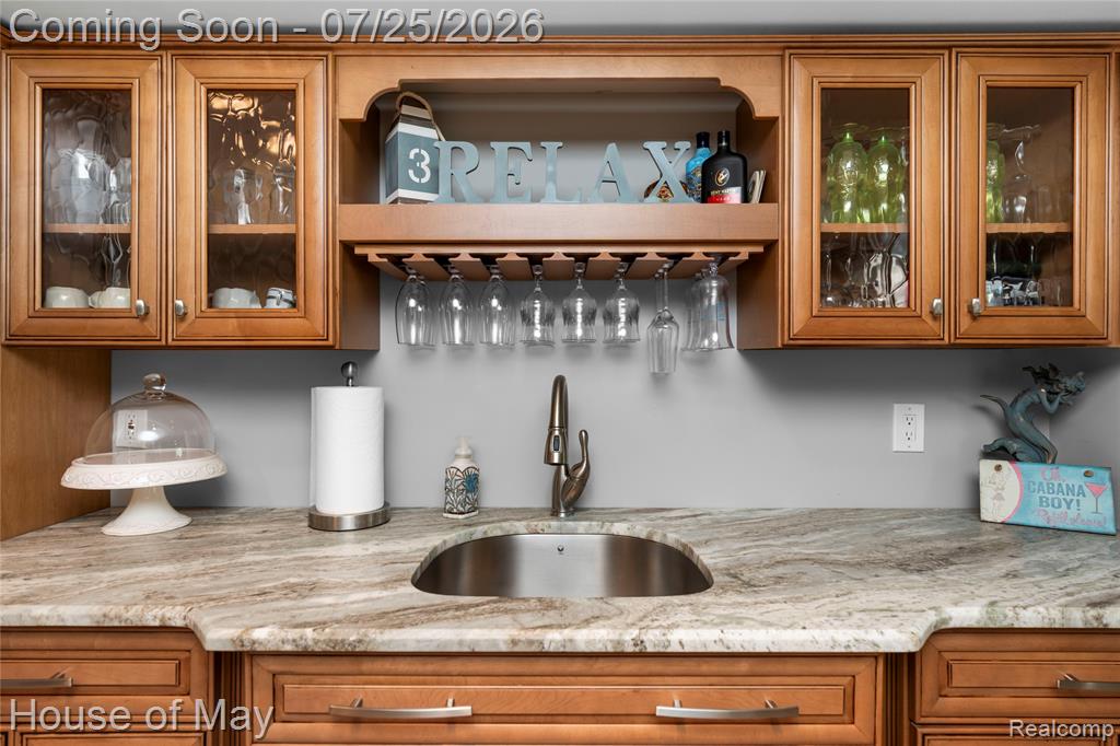 2082 Sandlewood Drive, White Lake, MI 48383 — Photo 74