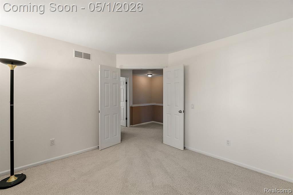 7280 Willow Oak Drive, West Bloomfield, MI 48324 — Photo 29