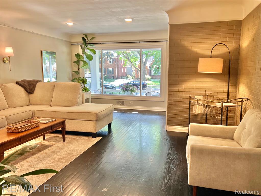 908 Marywood Drive, Royal Oak, MI 48067 — Photo 4
