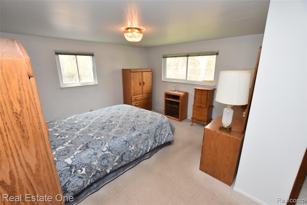 3275 Golfhill Drive, Waterford, MI 48329 — Photo 25