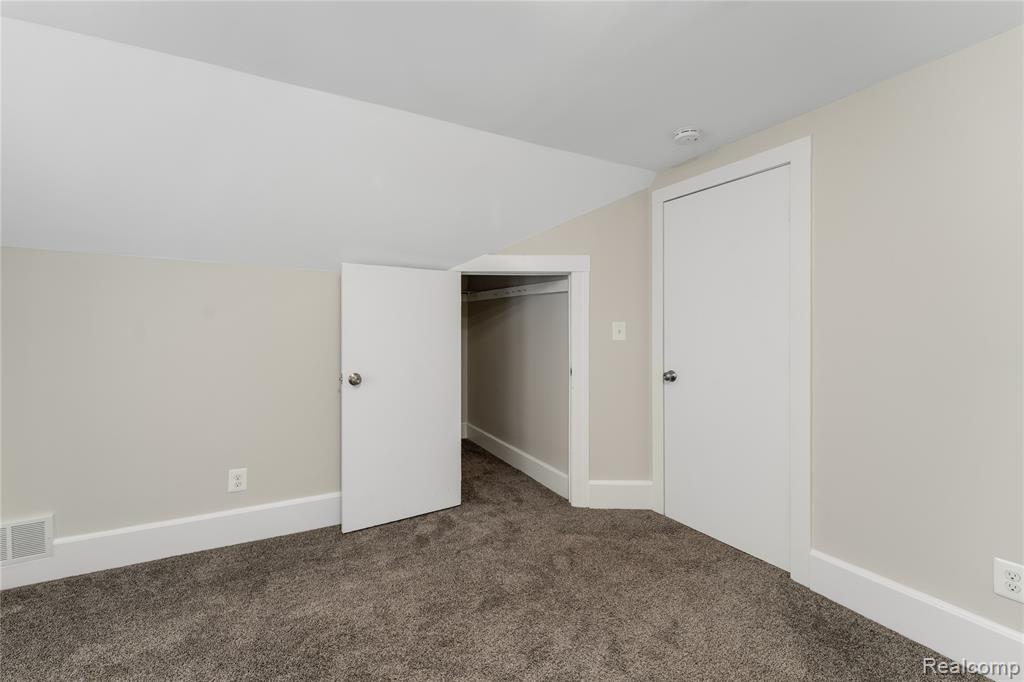 69 Lincoln Street, Pontiac, MI 48341 — Photo 17