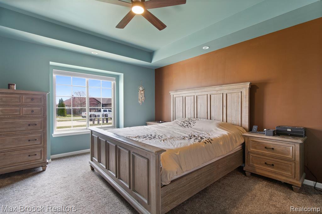52449 ROBINS NEST Drive, Chesterfield, MI 48047 — Photo 15