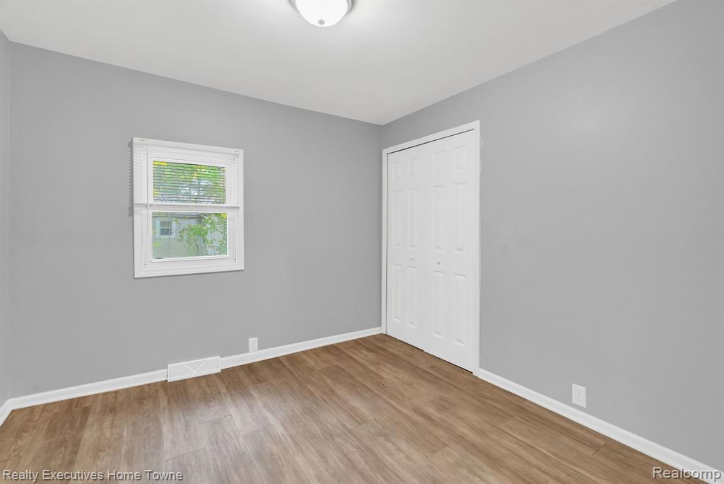 3932 Parker Road, Fort Gratiot, MI 48059 — Photo 16