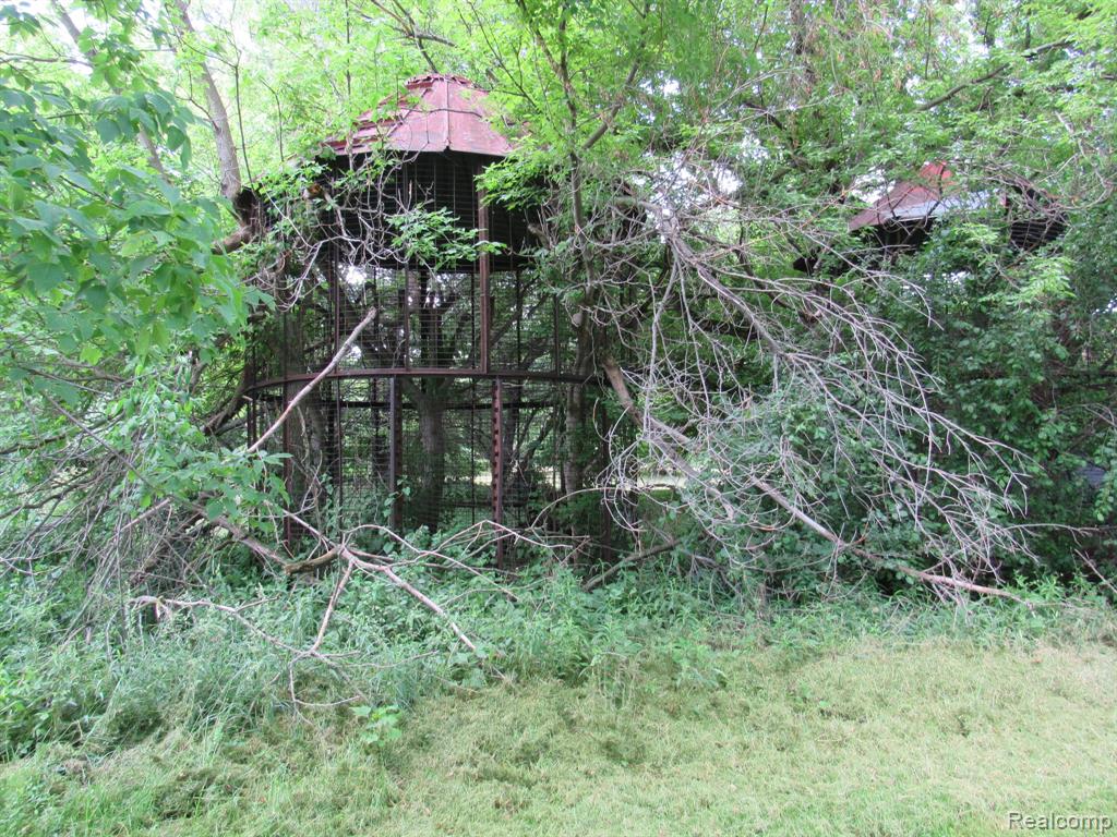 695 W Cass Avenue Road, Bay City, MI 48708 — Photo 45