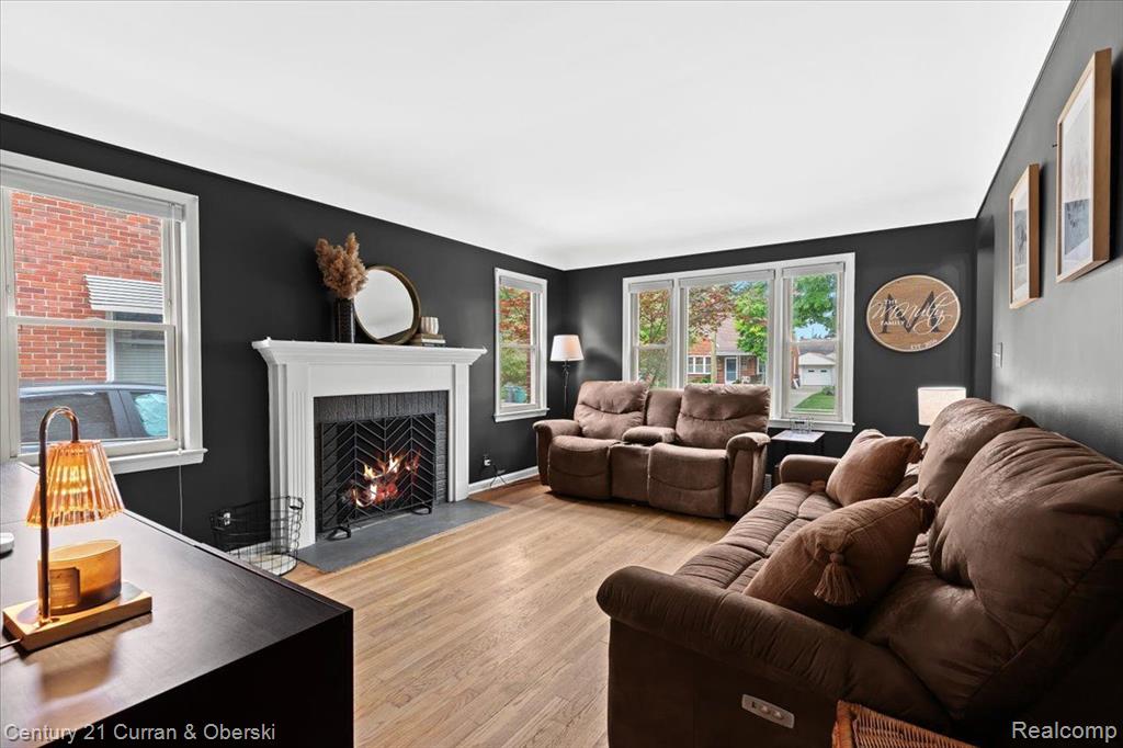 405 N LAFAYETTE Street, Dearborn, MI 48128 — Photo 12