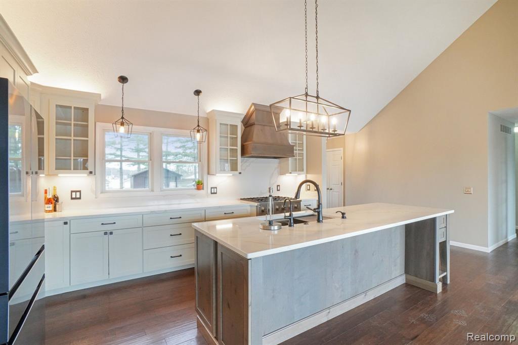 5001 GROVER Drive, Brighton, MI 48116 — Photo 11