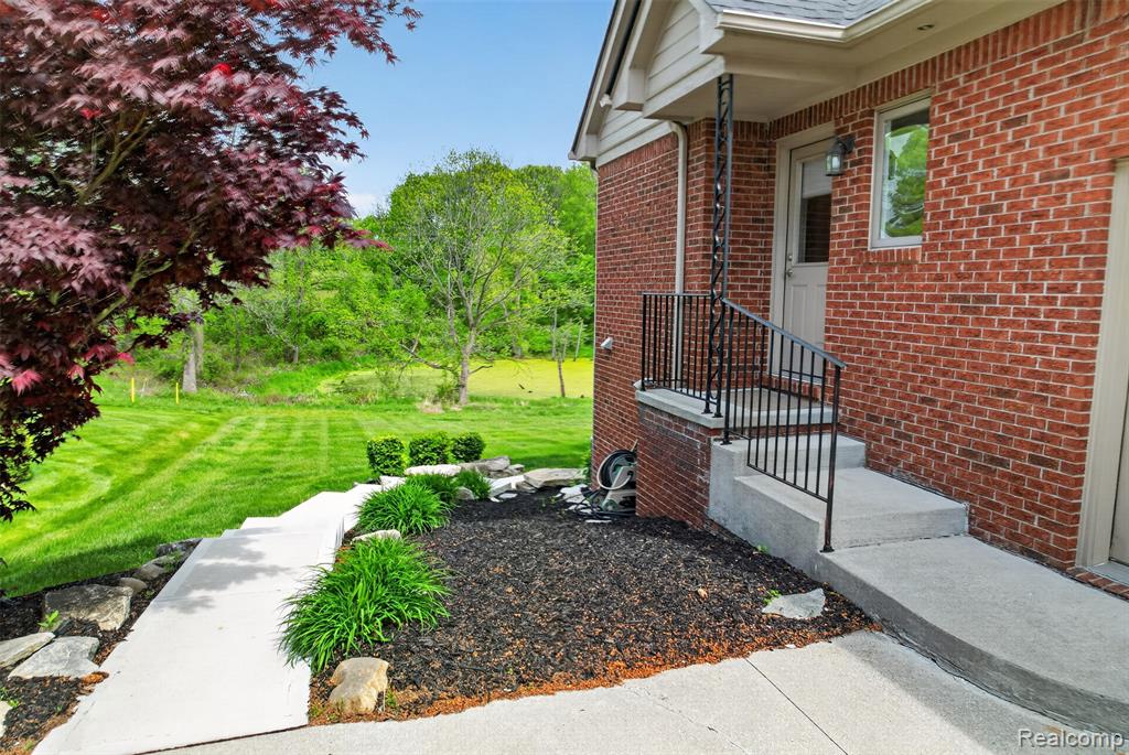 2747 Pebble Beach Drive, Oakland, MI — Photo 42