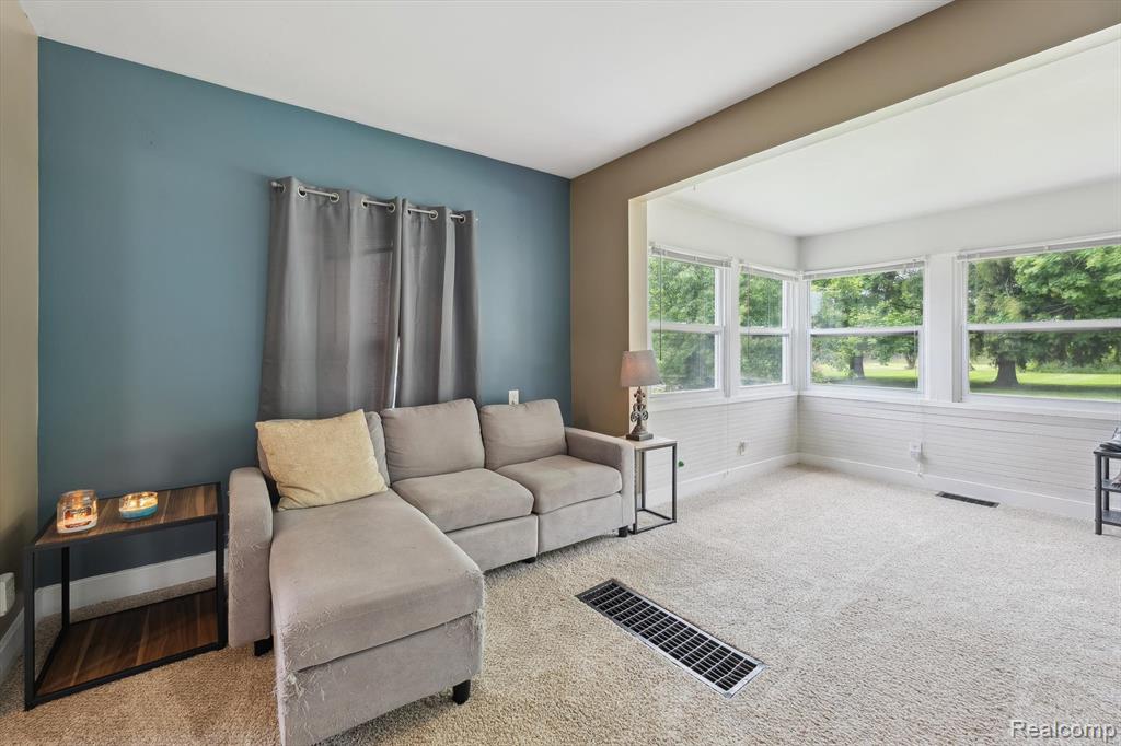 8084 Euclid, Salem, MI 48175 — Photo 7
