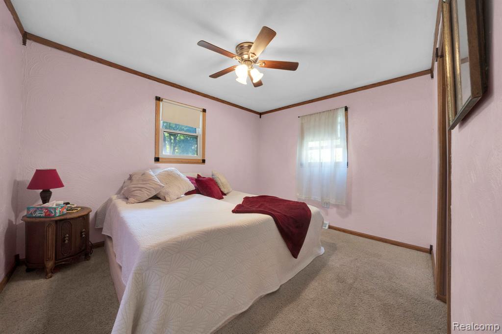 957 Miller Road N, Lake Orion, MI 48362 — Photo 24