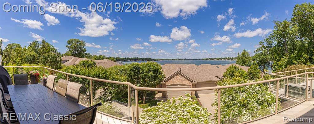 980 Sunset Drive, Waterford, MI 48328 — Photo 6