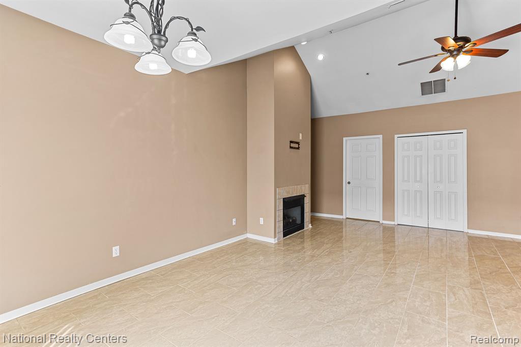 17211 Addington Drive, Commerce Twp, MI 48390 — Photo 8