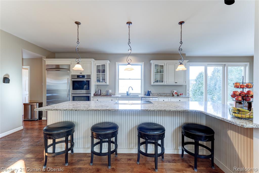 8308 Peninsular Drive, Fenton, MI 48430 — Photo 7