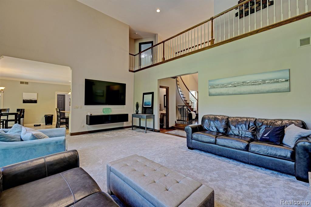 900 ROLLING PINES Drive, Ortonville, MI 48462 — Photo 17