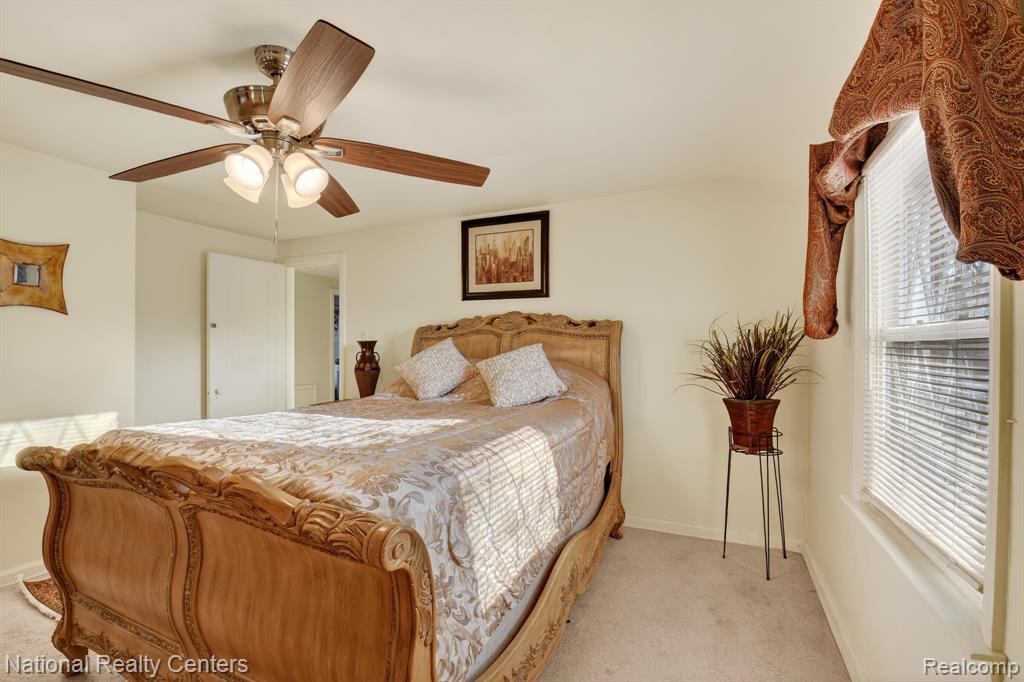3956 HARVARD Road, Detroit, MI 48224 — Photo 23