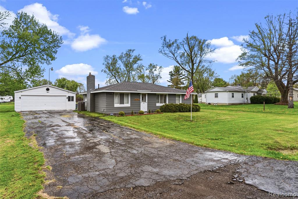 3102 Coin Street, Burton, MI 48519 — Photo 2