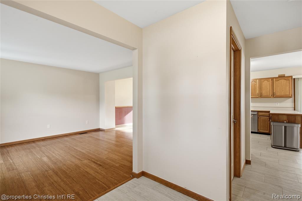 6474 Bedview Drive, Saline, MI 48176 — Photo 6