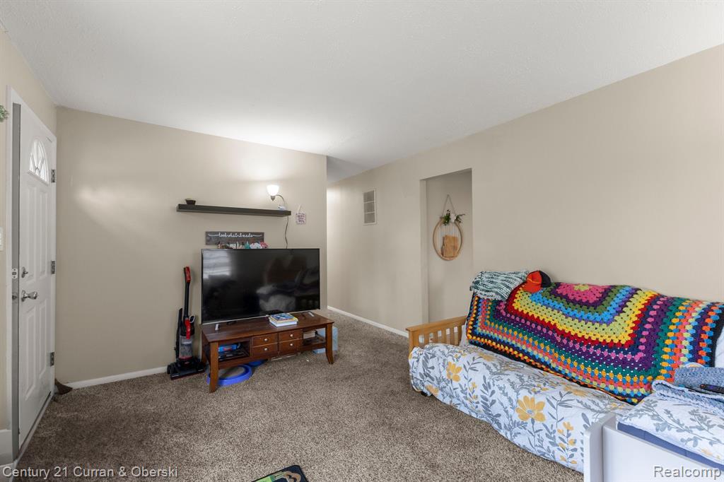 6325 CORDELL Street, Romulus, MI 48174 — Photo 3