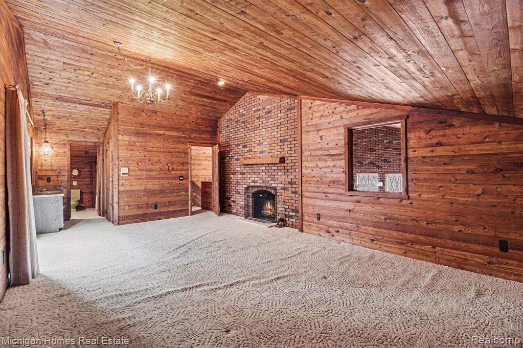 885 Rustic Village Lane, Lake Orion, MI 48362 — Photo 17