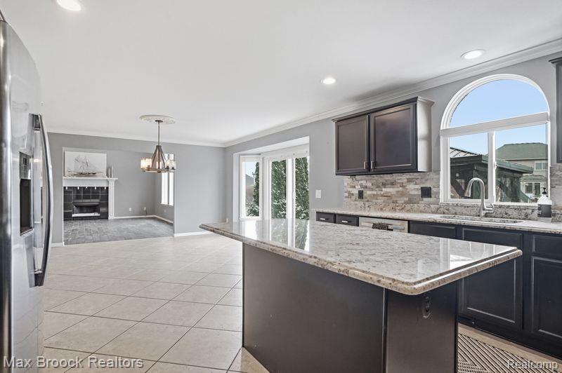 51141 Hook Drive, Macomb, MI 48042 — Photo 9
