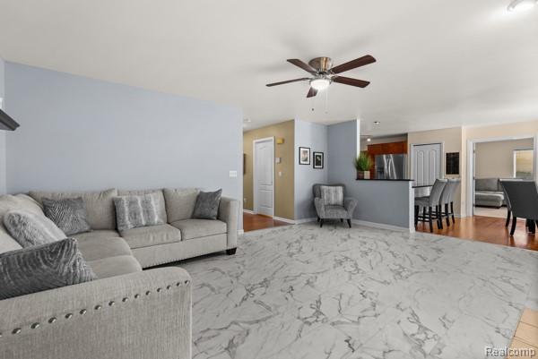 8363 Sherwood Drive, Grand Blanc, MI 48439 — Photo 9
