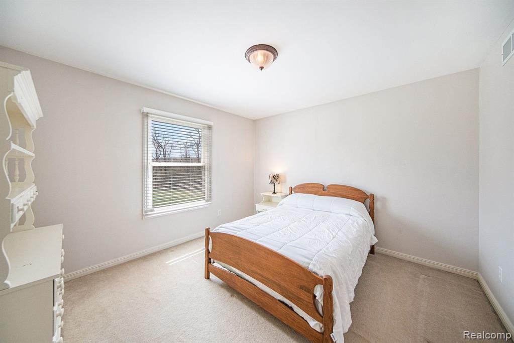 1137 BICENTENNIAL Parkway, Ann Arbor, MI 48108 — Photo 12