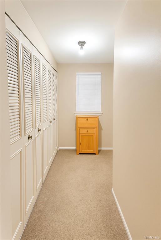 24600 Olde Orchard Street, Novi, MI — Photo 18