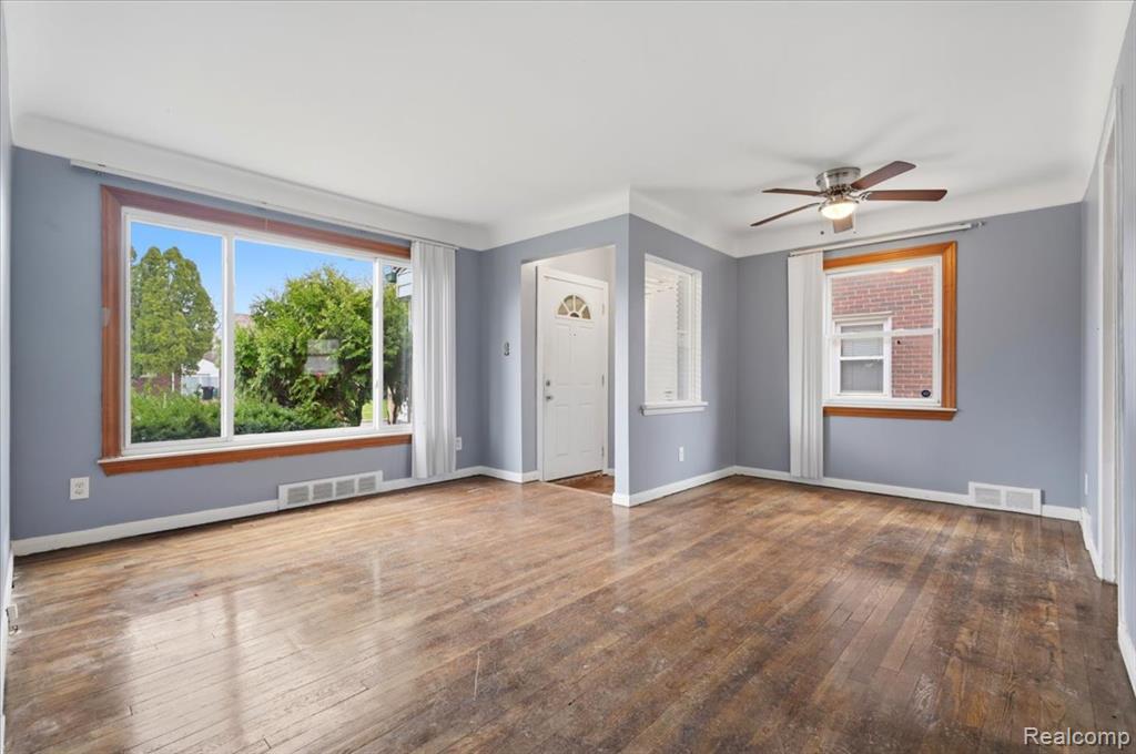 9193 Rutherford Street, Detroit, MI 48228 — Photo 21