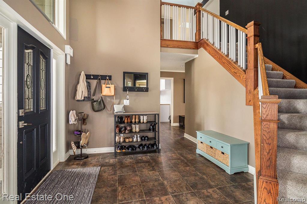 8155 Sheraton Park Drive, Fenton, MI 48430 — Photo 14